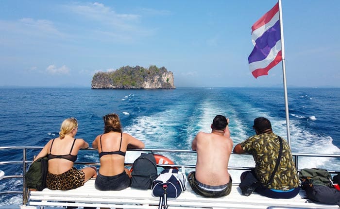 Ao Nang a Koh Phi Phi en ferris