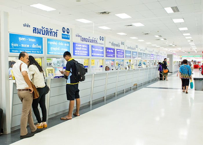 Terminal de autobuses del sur (Sai ​​​​Tai Mai) en Bangkok