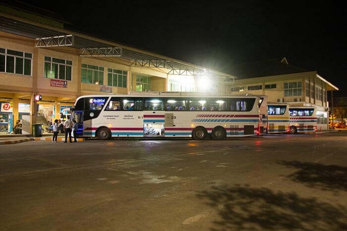Ayutthaya a Chiang Mai en autobuses