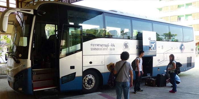 Desde el aeropuerto de Suvarnabhumi en autobús a Hua Hin