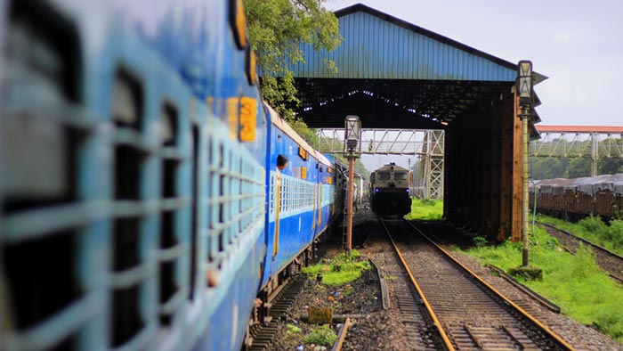 Trenes de Delhi a Goa
