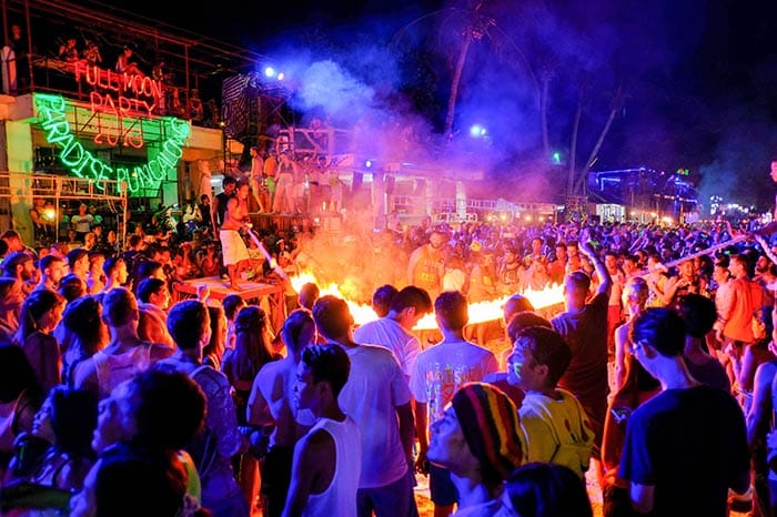Fiesta de luna llena en Koh Phangan