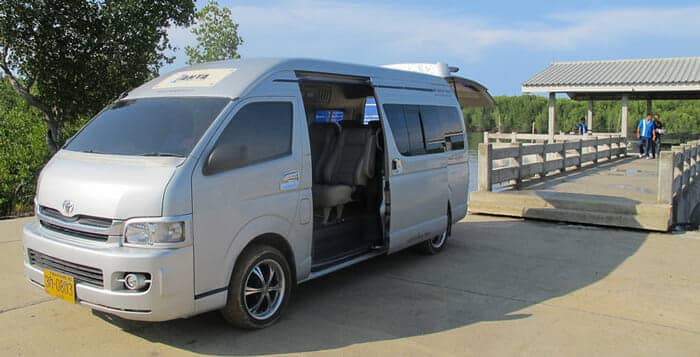 De Phuket a Khao Lak en taxi