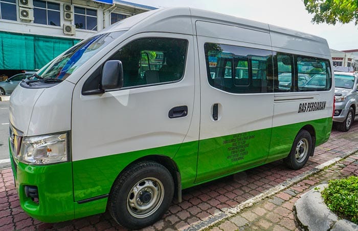 Kuala Lumpur a Malaca en taxi