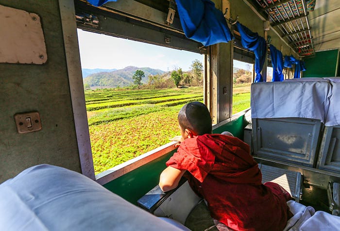 Trenes de Rangún a Mandalay